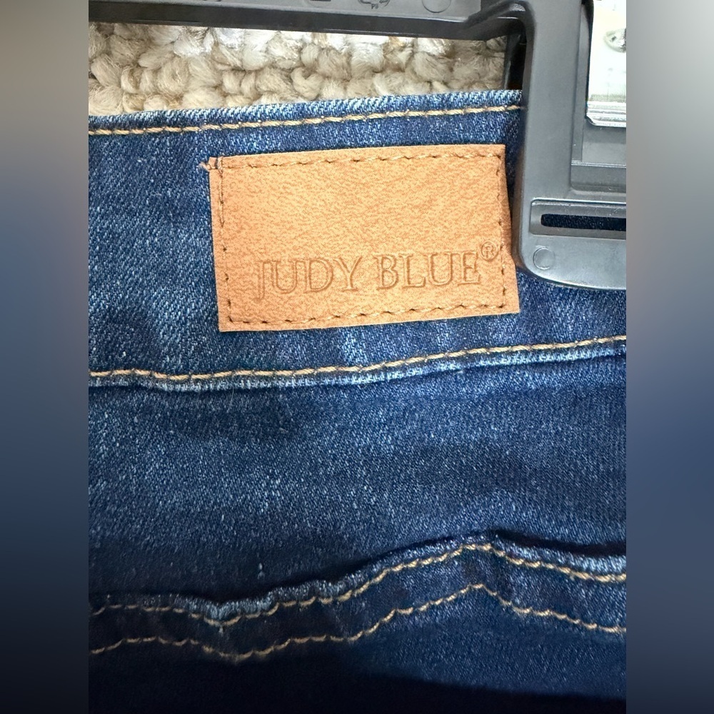 Judy Blue Dark Indigo crop fit flare style Jeans size 30 new with tag - Picture 4 of 10